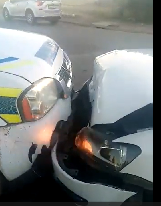 Drunk Police officer crashed crashed while driving under influence of alcohol