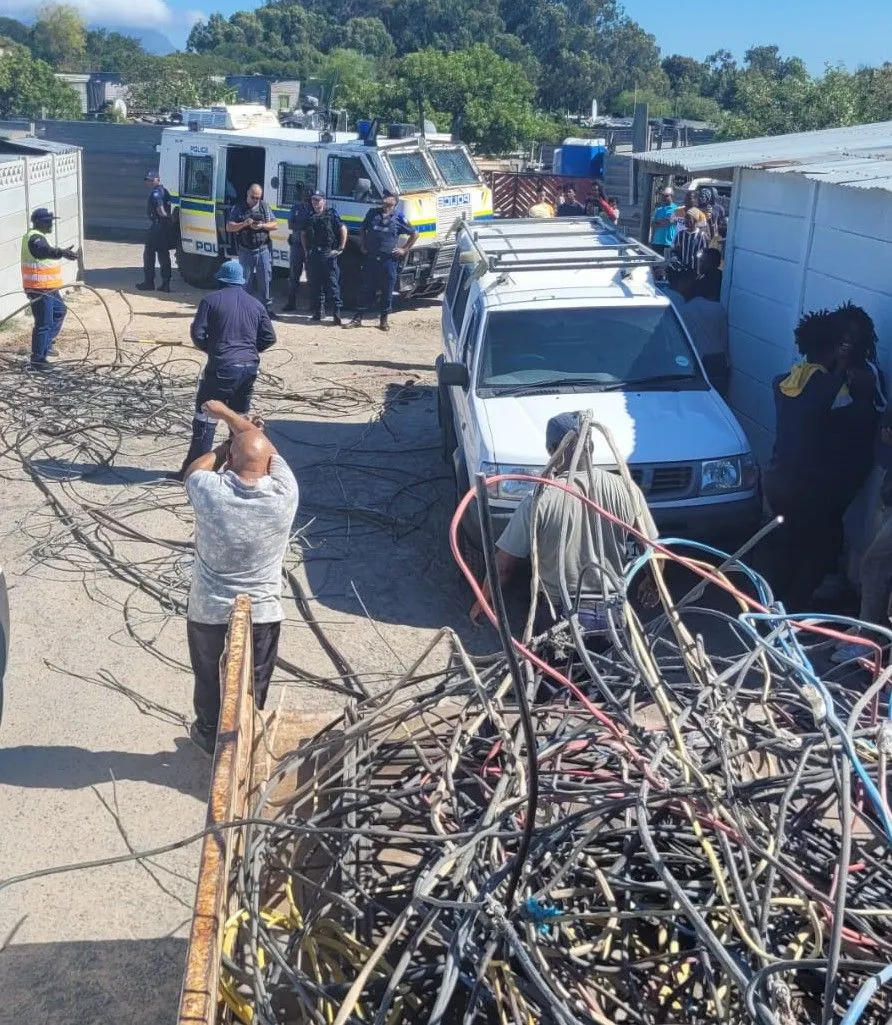 City left kasi with a truck full of illegal electricity cables